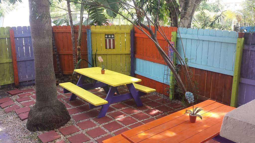 Dougies | meal delivery | 120 NE 23rd St, Miami, FL 33137, USA | 7865531199 OR +1 786-553-1199