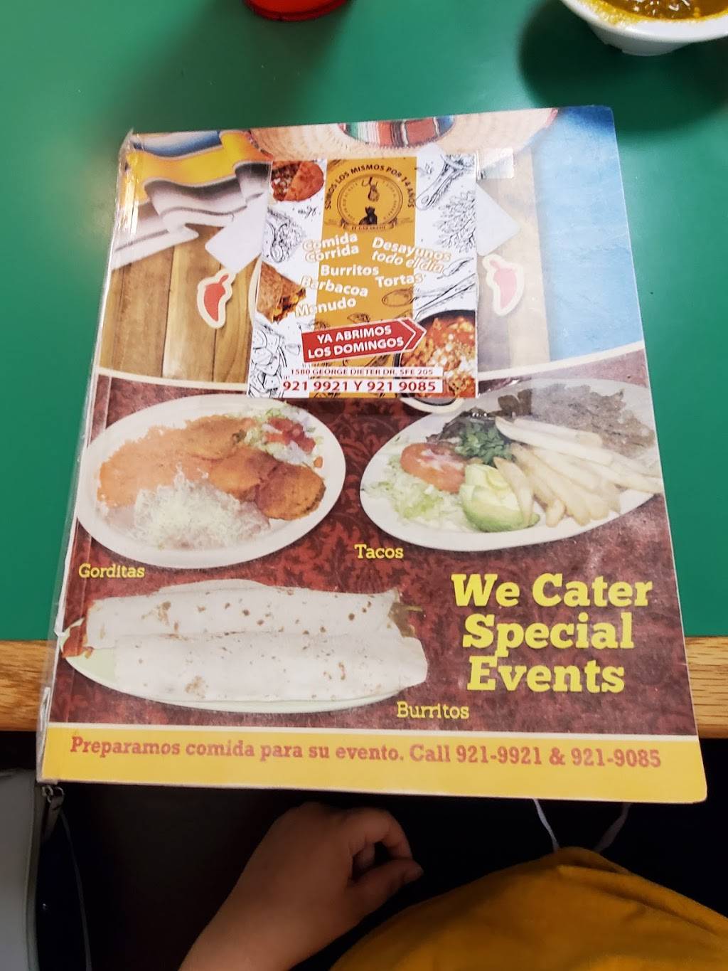 El Garabato | restaurant | 1580 George Dieter Dr #205, El Paso, TX 79936, USA | 9159219085 OR +1 915-921-9085