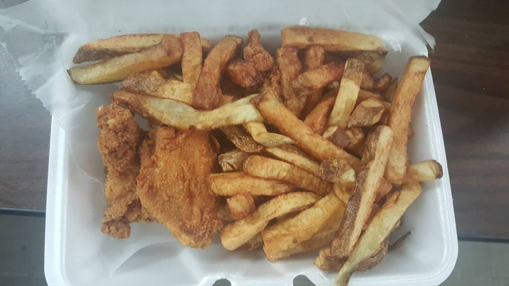 Harmony Grill | restaurant | 1401 McGuffey Rd, Youngstown, OH 44505, USA | 3307469099 OR +1 330-746-9099