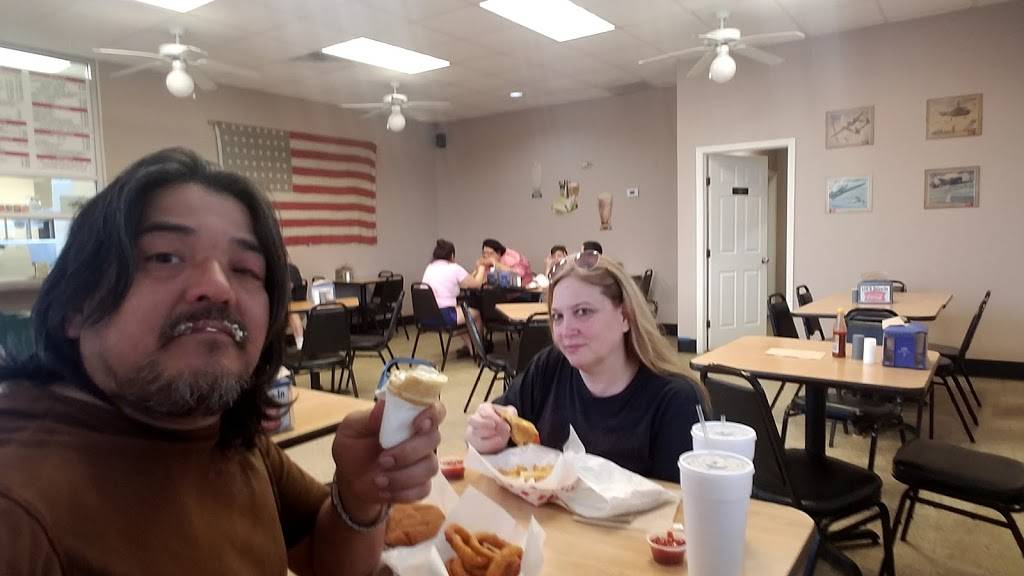 Lias Drive In | restaurant | 14010 Homestead Rd, Humble, TX 77396, USA | 2814412051 OR +1 281-441-2051