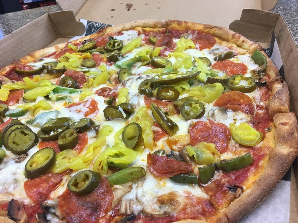 Roccos NY Pizza & Subs | restaurant | 62 Plaza St NE # E, Leesburg, VA 20176, USA | 7034438500 OR +1 703-443-8500