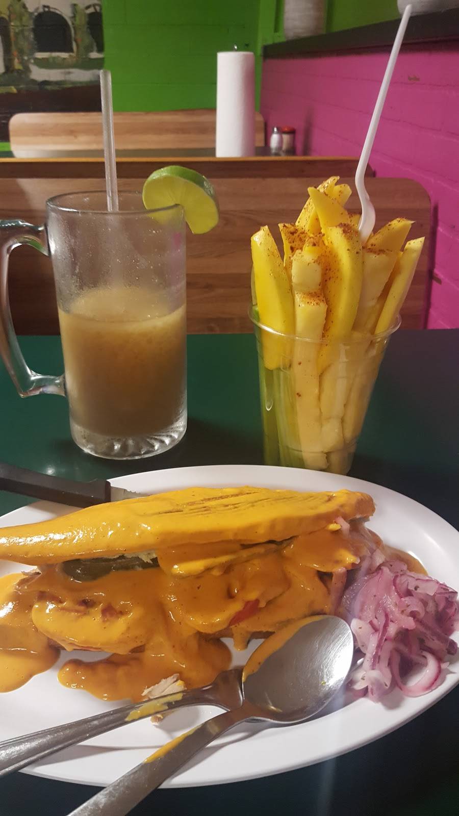 Delicias La Chocola | restaurant | 507 S Sherman Dr, Indianapolis, IN 46203, USA | 3179865057 OR +1 317-986-5057