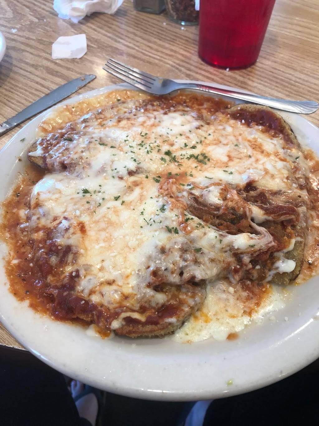 Geraldis Cassville | restaurant | 397 Sale Barn Rd, Cassville, MO 65625, USA | 4178461000 OR +1 417-846-1000