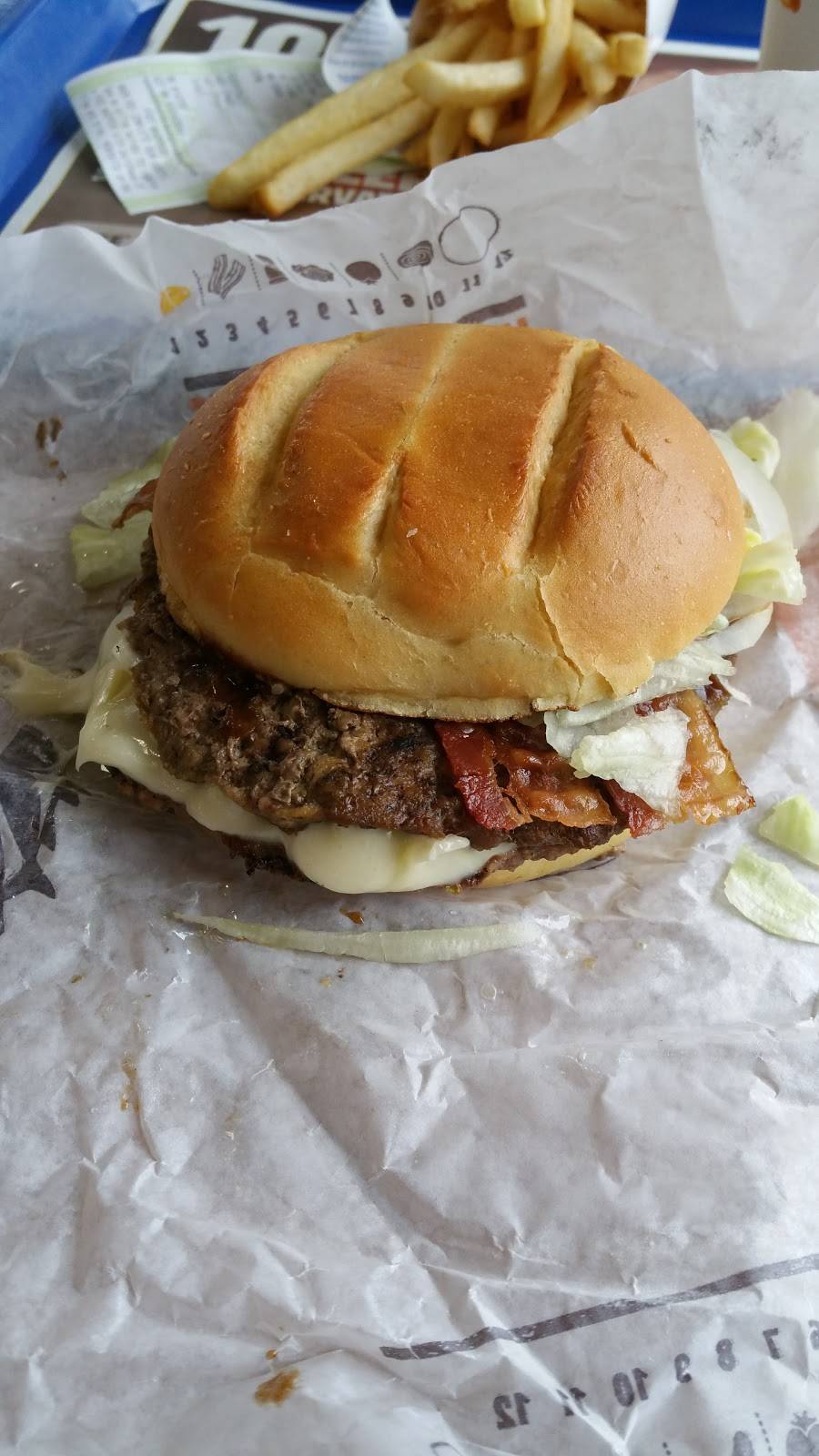 Burger King | restaurant | 6010 Dixie Rd, Mississauga, ON L5T 1A6, Canada | 9056701870 OR +1 905-670-1870