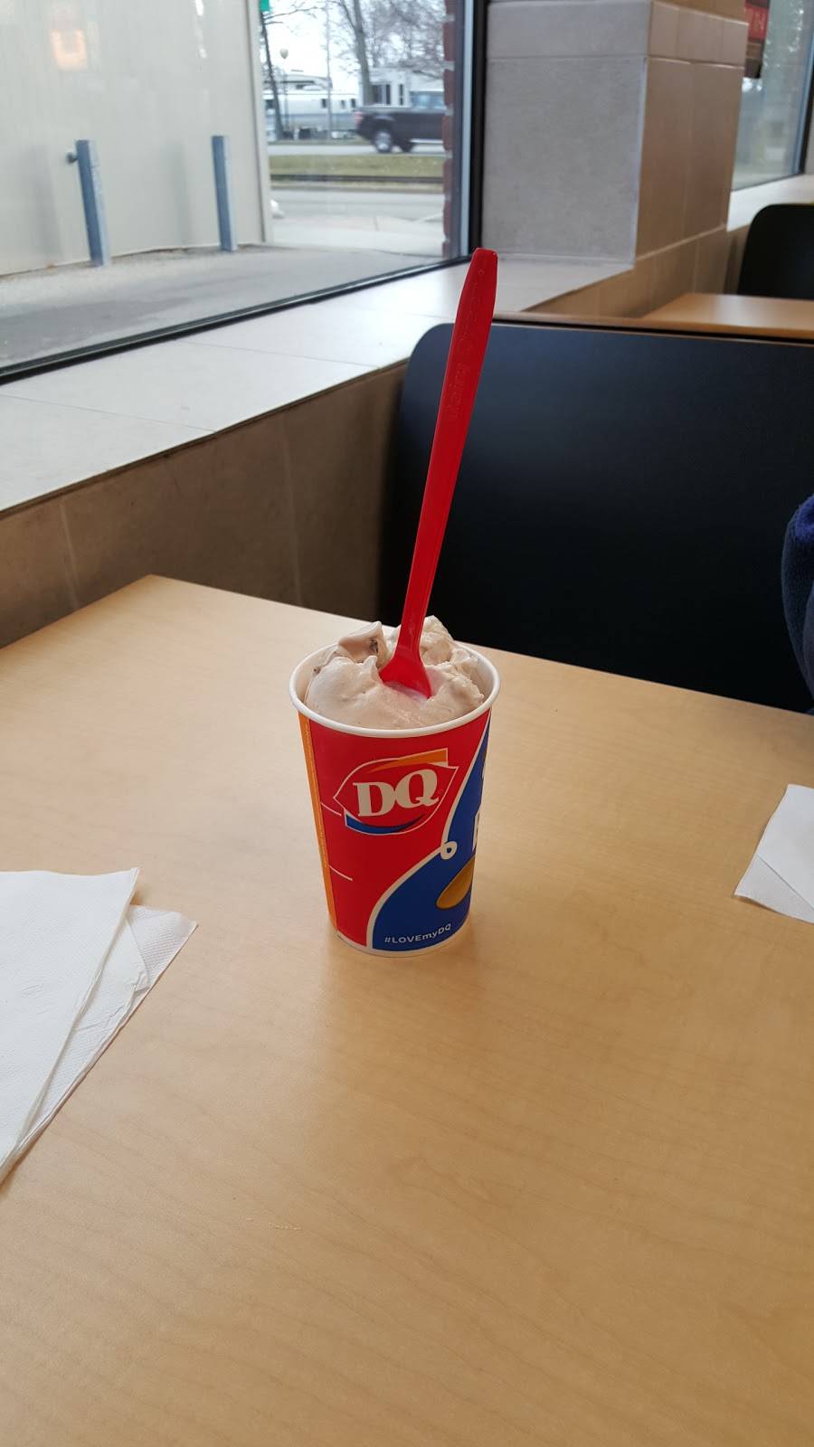 Dairy Queen | restaurant | 118 W Bay St, East Tawas, MI 48730, USA | 9893622071 OR +1 989-362-2071