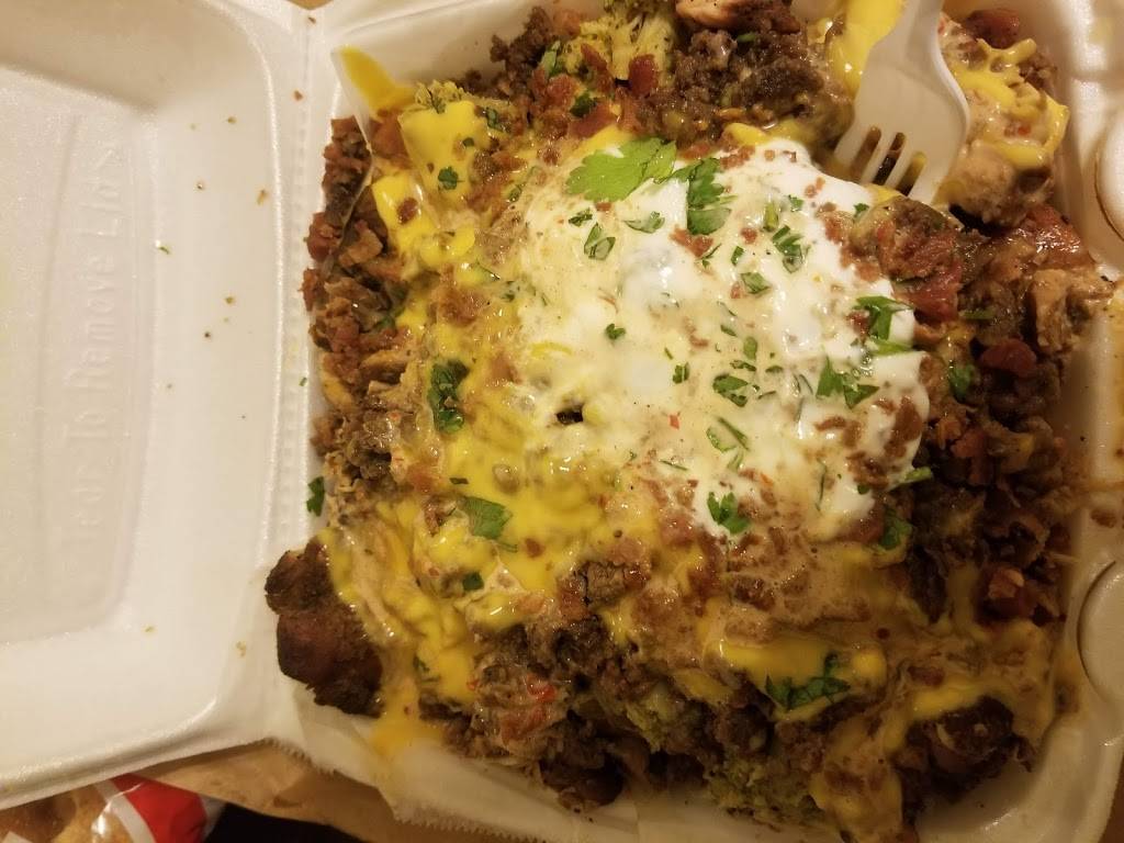 Taylormade Que | restaurant | 6717 S Halsted St, Chicago, IL 60621, USA | 8722443616 OR +1 872-244-3616