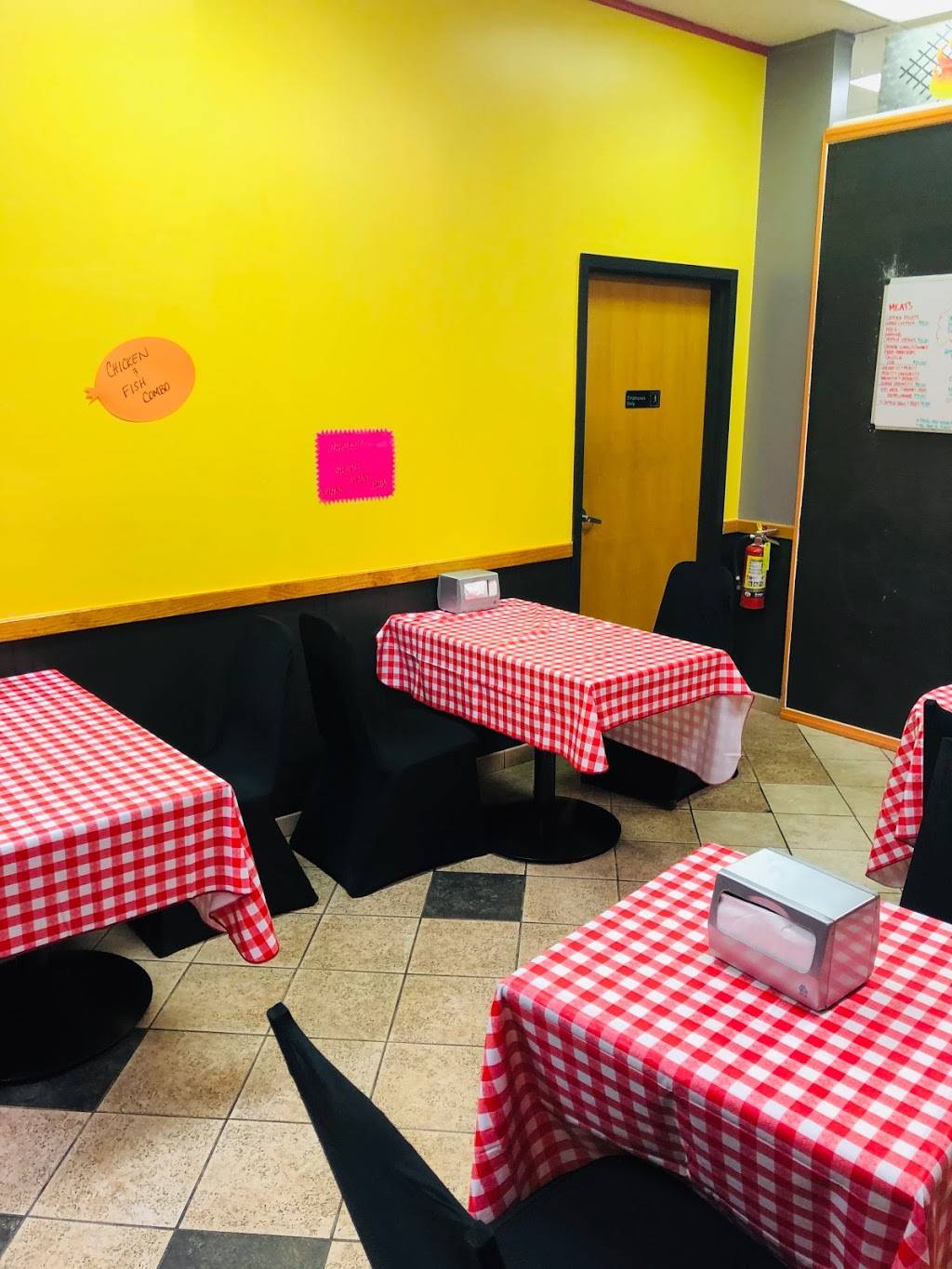 PERKINS BOYZ ON THA GRILL LLC | restaurant | Couple doors down from CONYAK Liquor, 6818 W Brown Deer Rd, Milwaukee, WI 53223, USA | 4144468666 OR +1 414-446-8666