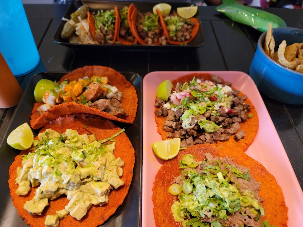 El Puesto Taqueria & Cantina | restaurant | 1401 Jacaman Rd Ste 1, Laredo, TX 78041, USA | 9565687023 OR +1 956-568-7023