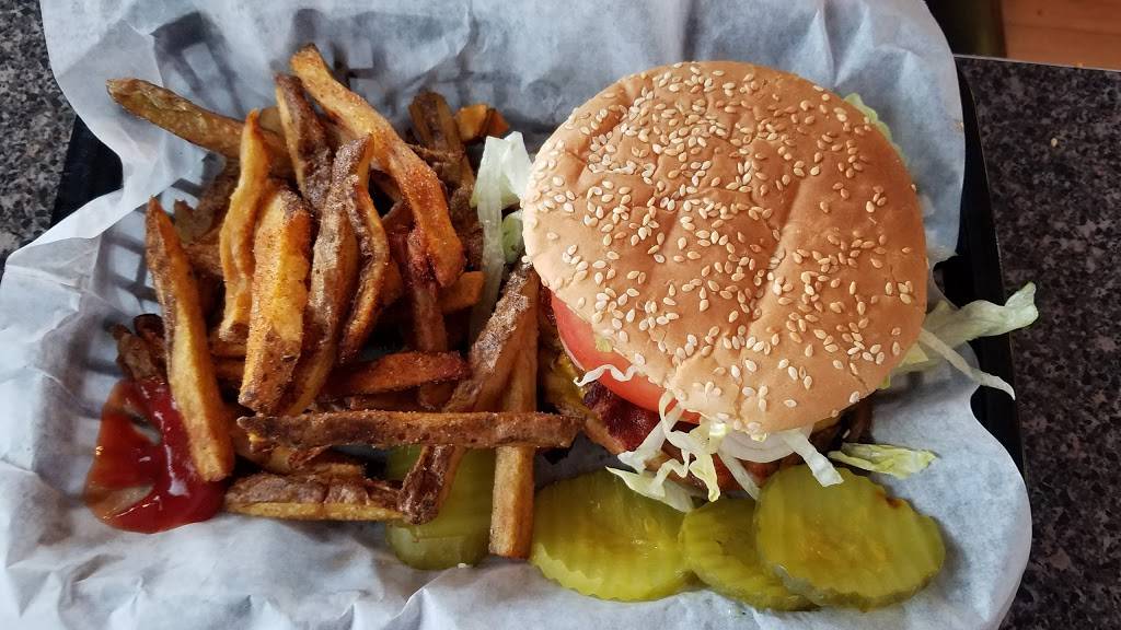 Rosebud Cafe | restaurant | 50316 Columbia River Hwy, Scappoose, OR 97056, USA | 5039871374 OR +1 503-987-1374