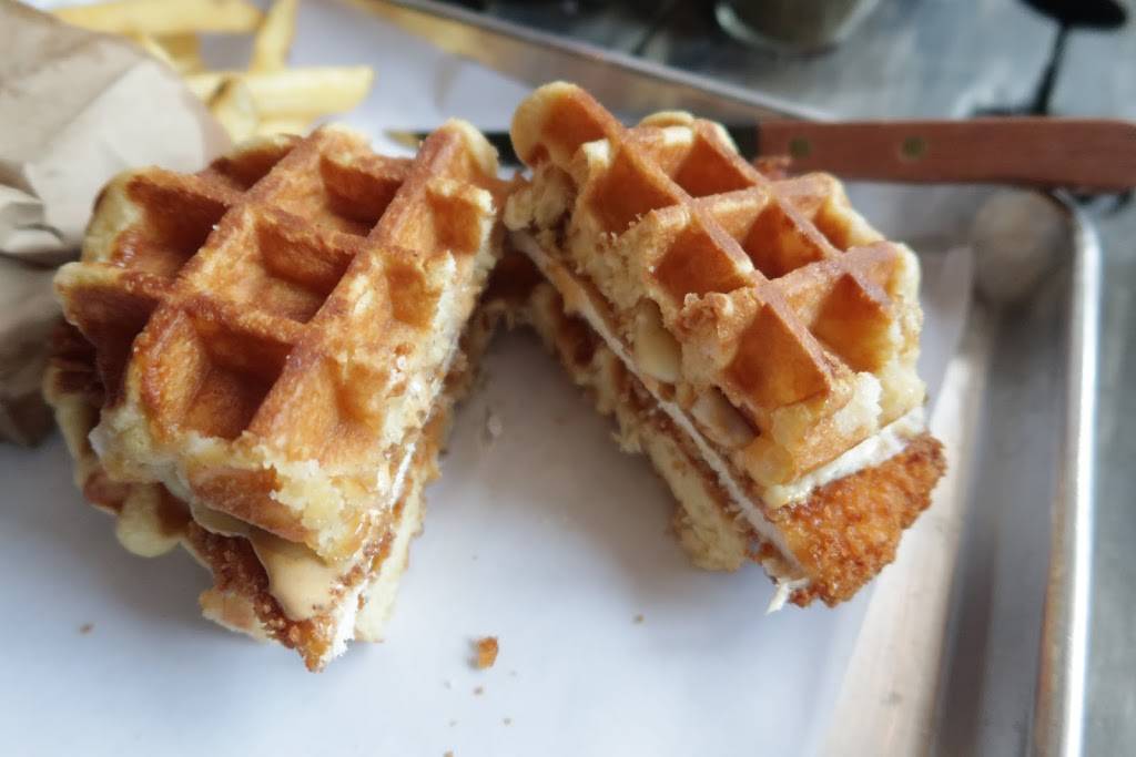 Urban Burger | restaurant | 13 Eastman St, Cranford, NJ 07016, USA | 9082727790 OR +1 908-272-7790