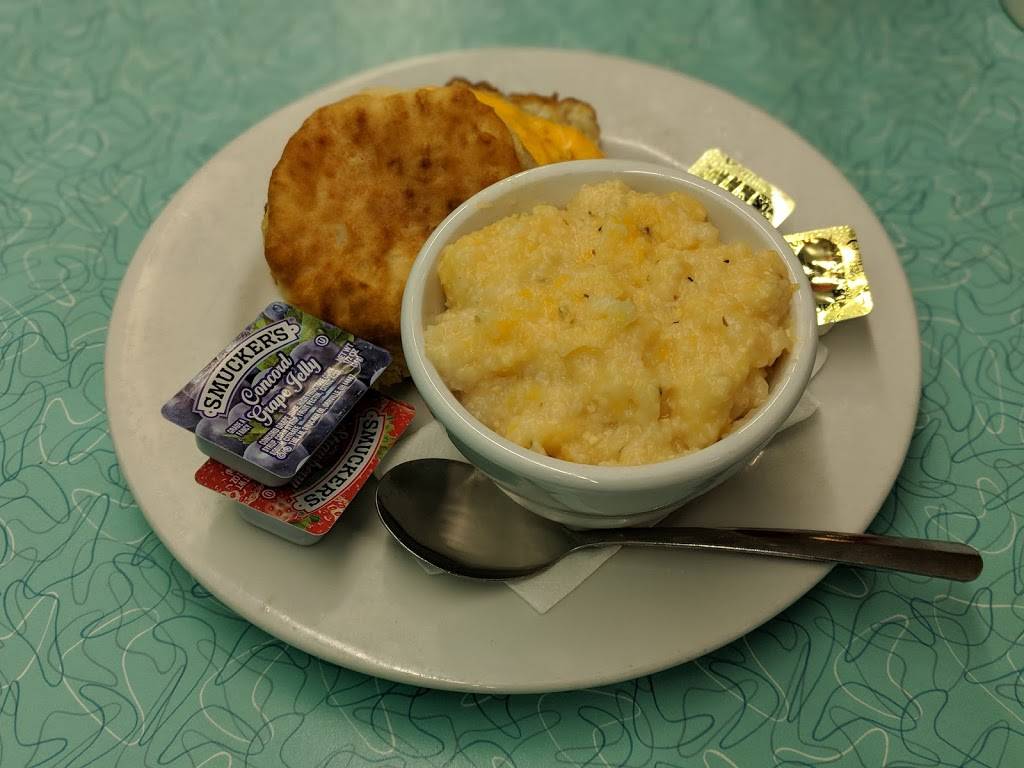 Brents Drugs | restaurant | 655 Duling Ave, Jackson, MS 39216, USA | 6013663427 OR +1 601-366-3427