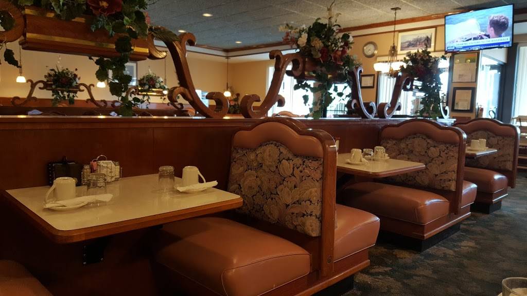Spring Garden Restaurant | restaurant | 255 S Century Ave, Waunakee, WI 53597, USA | 6088503732 OR +1 608-850-3732