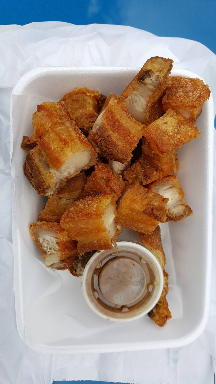 Kusina Mississauga | restaurant | 3024 Hurontario St, Mississauga, ON L5B 4M4, Canada | 9052680472 OR +1 905-268-0472