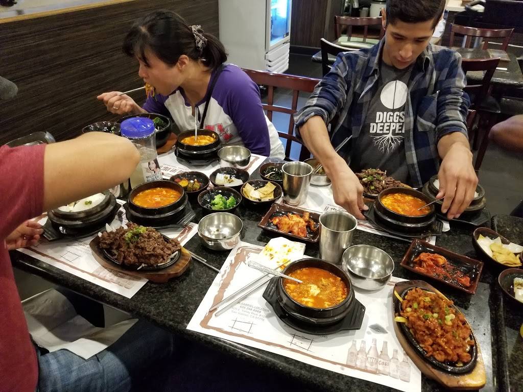 A Ri Rang Tofu House | restaurant | 18409 Colima Rd, Rowland Heights, CA 91748, USA | 6269644071 OR +1 626-964-4071