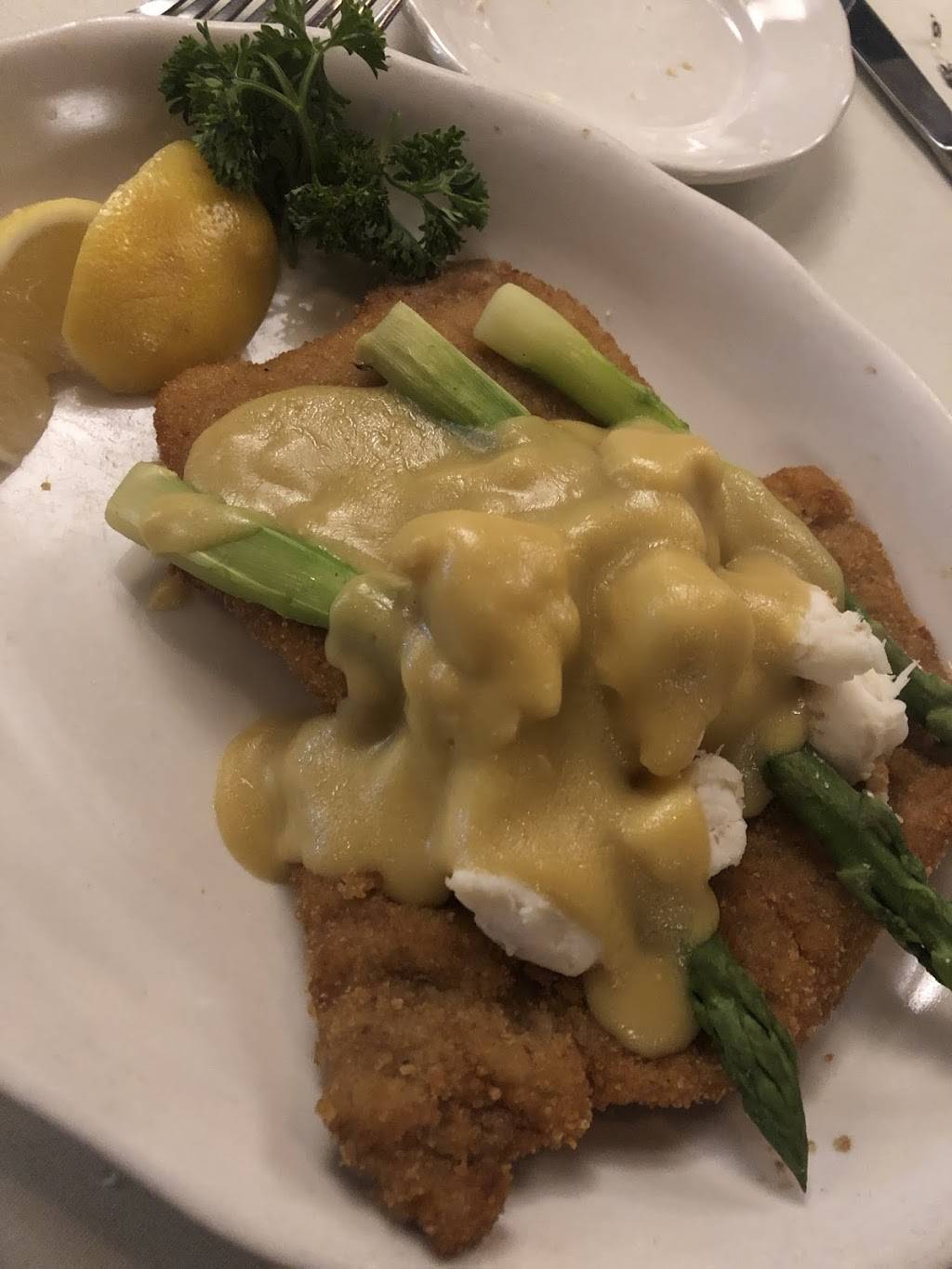 Kreis Steakhouse & Bar | restaurant | 535 S Lindbergh Blvd, St. Louis, MO 63131, USA | 3149930735 OR +1 314-993-0735