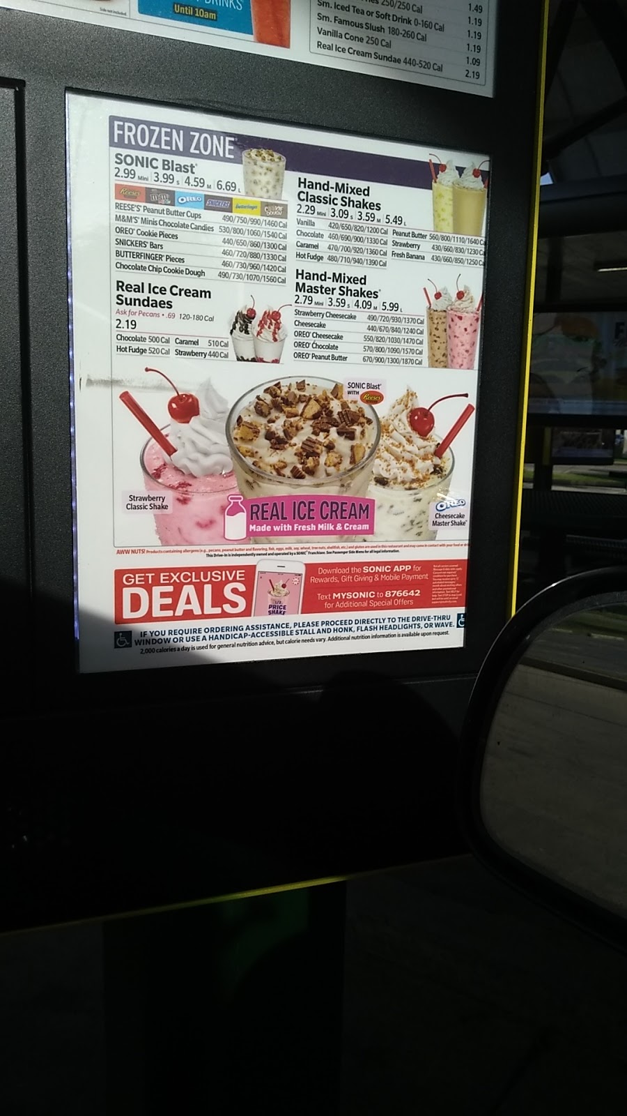 Sonic Drive-In | restaurant | 725 MacArthur Dr, Alexandria, LA 71301, USA | 3184739338 OR +1 318-473-9338
