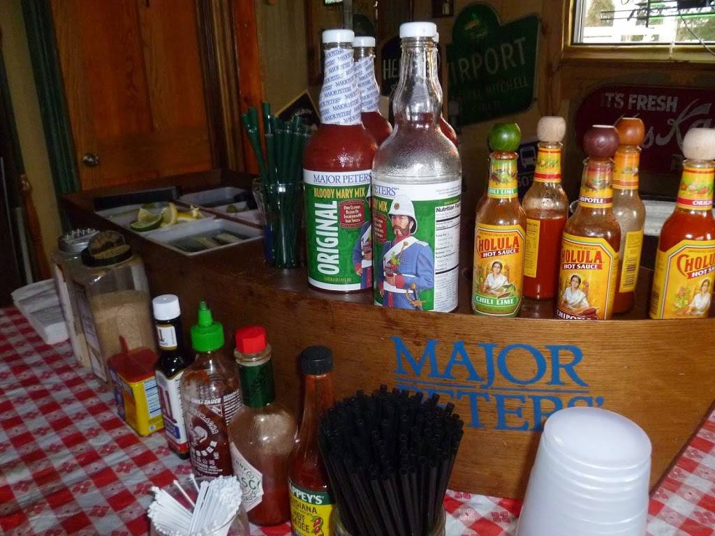 Mc Kiernans Irish Pub & Grill | restaurant | 2066 S 37th St, Milwaukee, WI 53215, USA | 4142266761 OR +1 414-226-6761