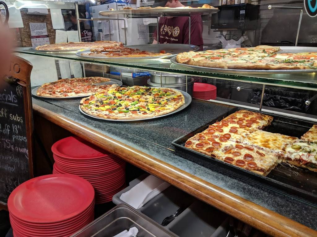 SoPies NY Pizzeria | restaurant | 130 W New Hampshire Ave, Southern Pines, NC 28387, USA | 9107251092 OR +1 910-725-1092