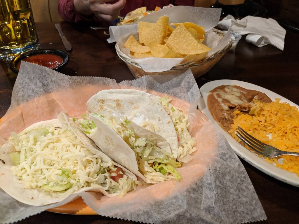 El Potrero Mexican Restaurant | restaurant | 8296 S Saginaw St, Grand Blanc, MI 48439, USA | 8109530899 OR +1 810-953-0899