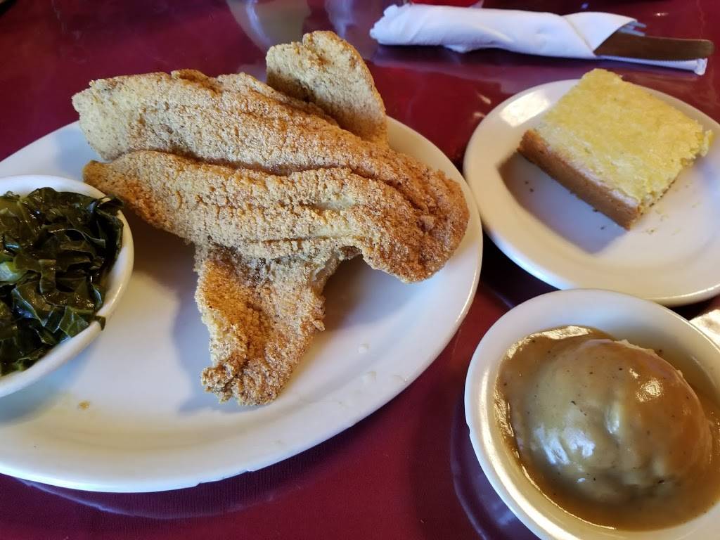 Mrs. Kitchen Soul Food Restaurant and Bakery | bakery | 2242 E Commerce St, San Antonio, TX 78203, USA | 2105494392 OR +1 210-549-4392