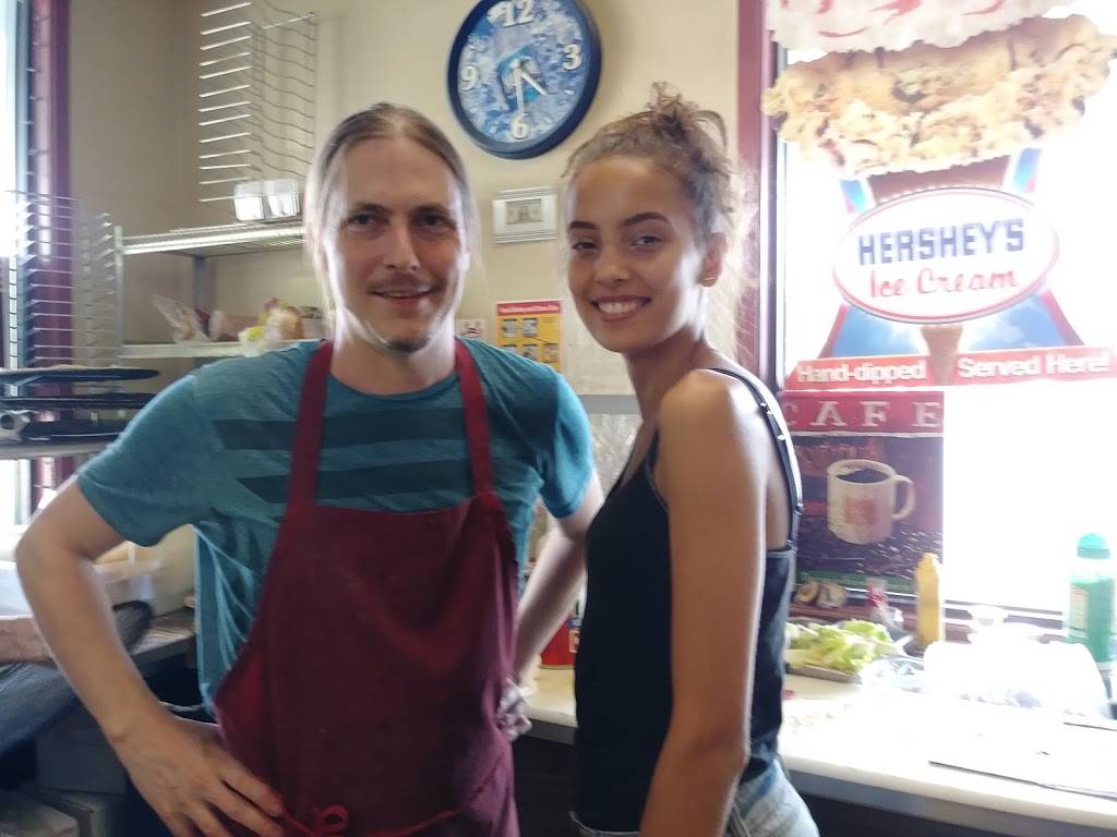 Chirios Pizza | meal delivery | 2777 Rockfish Valley Hwy, Nellysford, VA 22958, USA | 4343619188 OR +1 434-361-9188