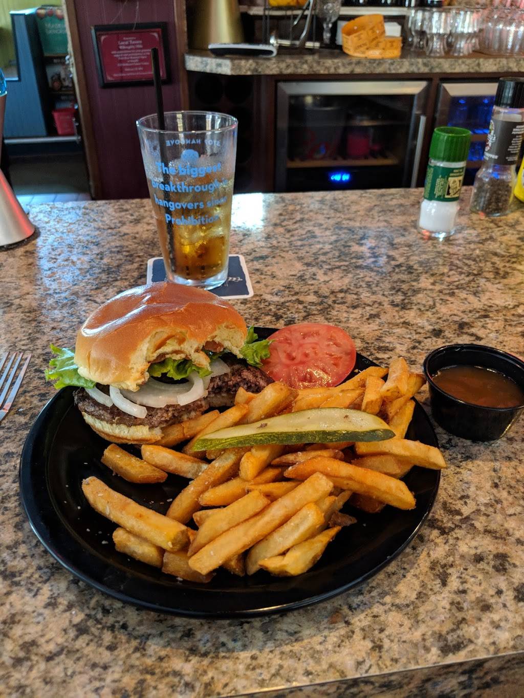 Local Tavern | restaurant | 29007 Chardon Rd, Willoughby Hills, OH 44092, USA | 4409435926 OR +1 440-943-5926