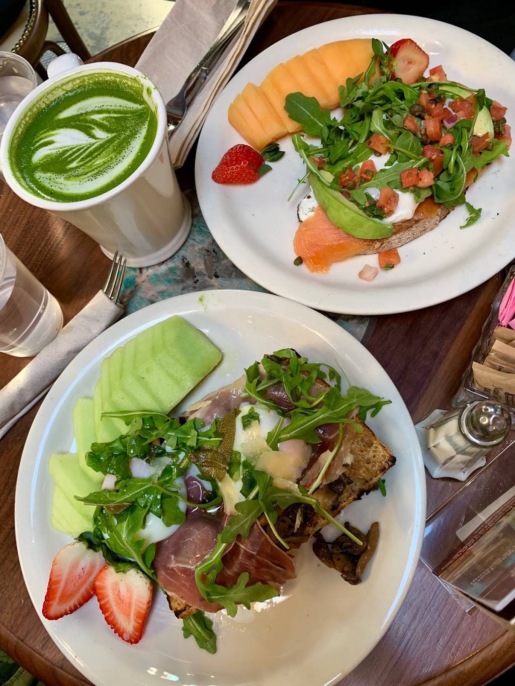 Urth Caffé | cafe | 451 S Hewitt St, Los Angeles, CA 90013, USA | 2137974534 OR +1 213-797-4534