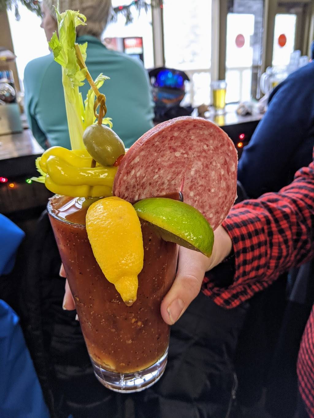 Snoasis | restaurant | 120 Mid Mountain Way, Winter Park, CO 80482, USA | 9707261440 OR +1 970-726-1440