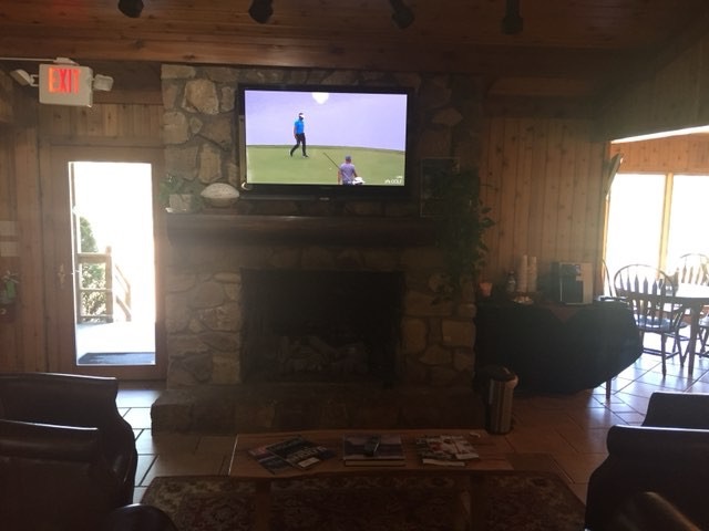 Dormie Club | restaurant | 6033 Beulah Hill Church Rd, West End, NC 27376, USA | 9109473240 OR +1 910-947-3240