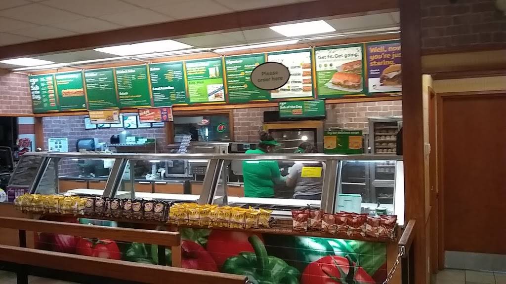 Subway | restaurant | 1709 Lake Wheeler Rd, Raleigh, NC 27603, USA | 9198284231 OR +1 919-828-4231