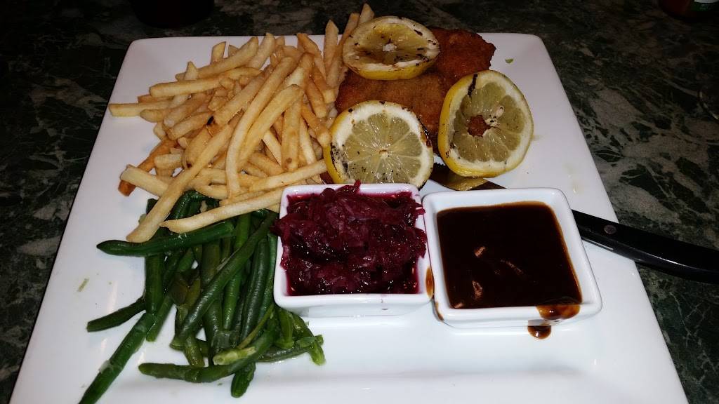 Cruisin | restaurant | 11 Galligan Rd # C, Gilberts, IL 60136, USA | 8478367272 OR +1 847-836-7272