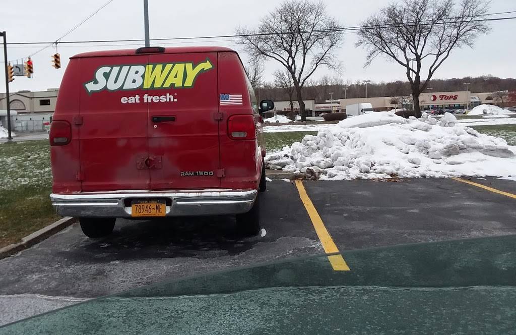 Subway | restaurant | 1620 Penfield Rd, Rochester, NY 14625, USA | 5852031230 OR +1 585-203-1230