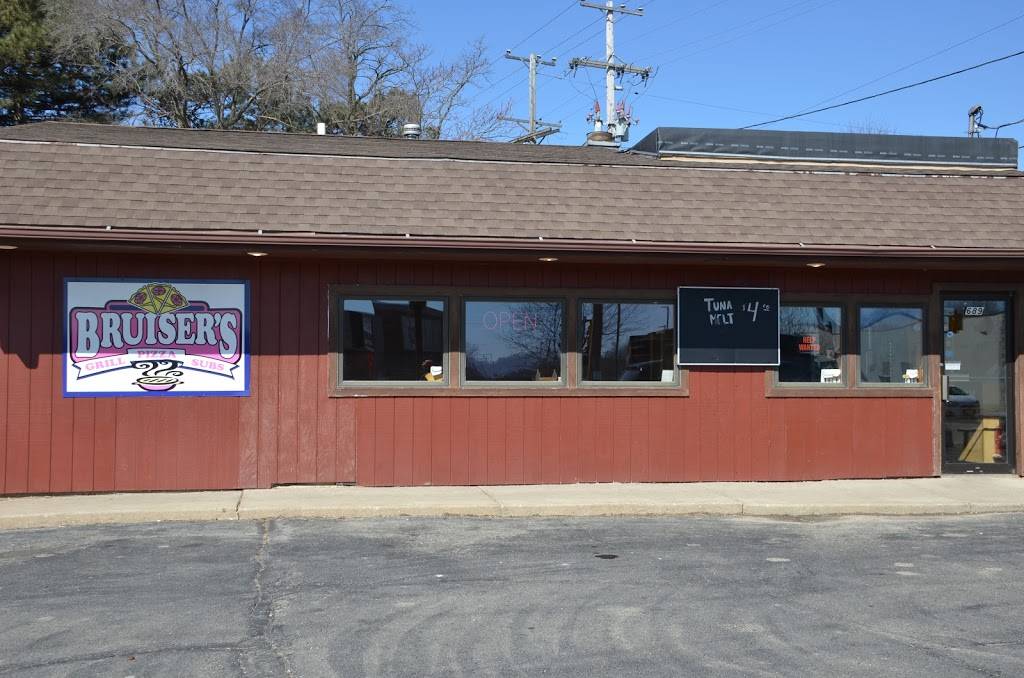Bruisers Pizza Subs Salads | restaurant | 689 Milwaukee Ave, Burlington, WI 53105, USA | 2627636008 OR +1 262-763-6008