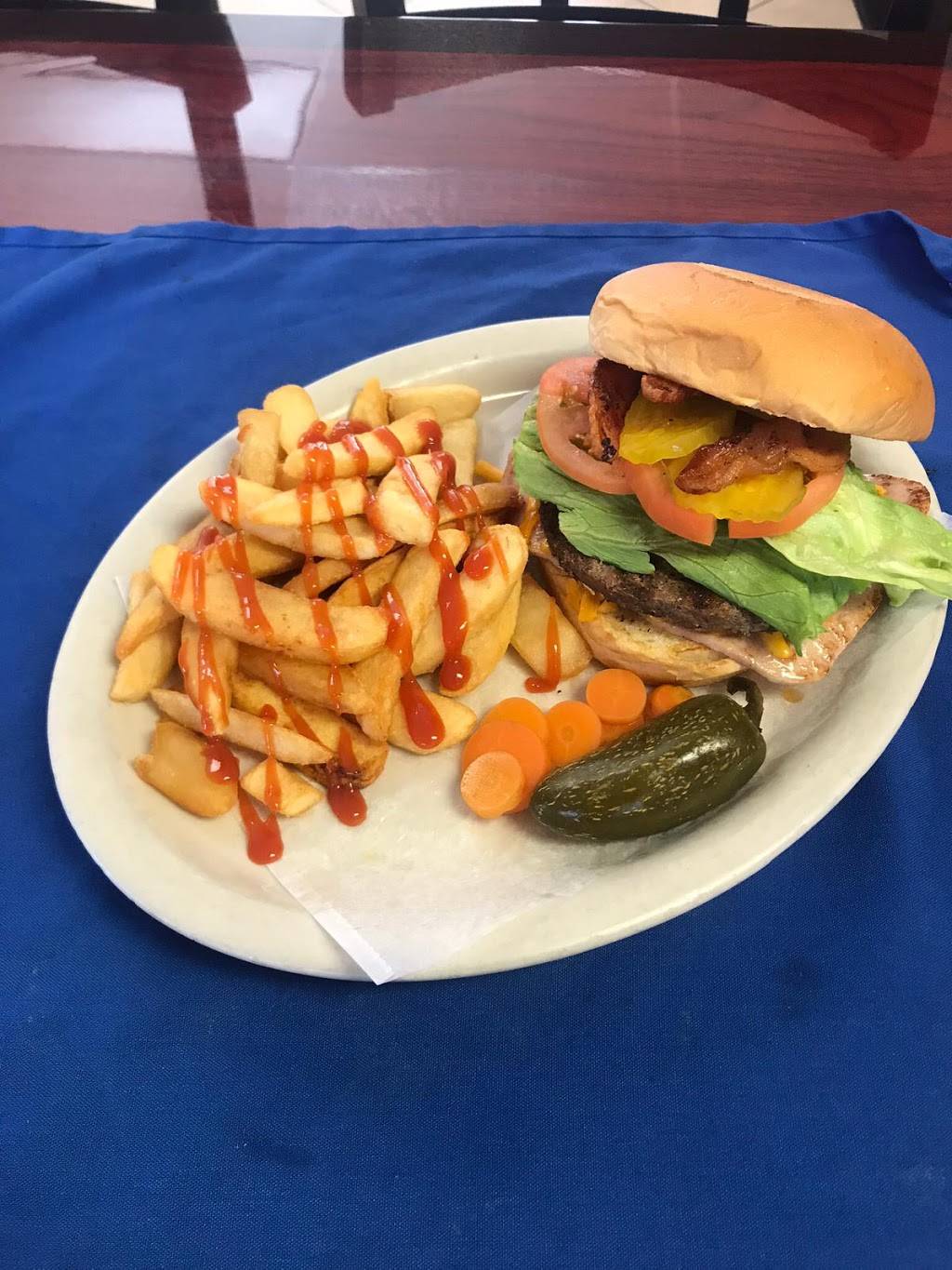 My Guadalajara | restaurant | 4414 W Commerce St, San Antonio, TX 78237, USA | 2104337200 OR +1 210-433-7200