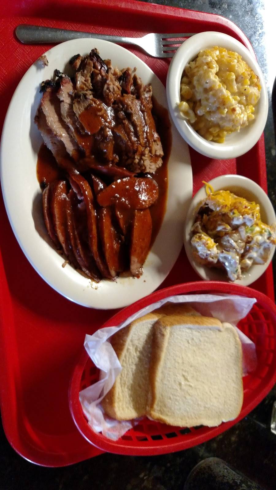 Tonys BBQ | restaurant | 1102 Miller St, Wallisville, TX 77597, USA | 4092676343 OR +1 409-267-6343