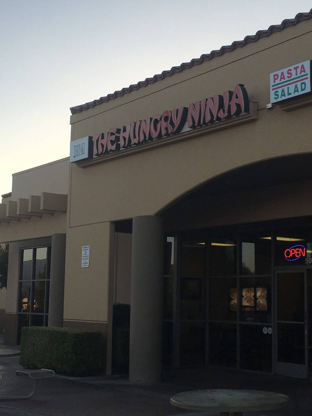 Hungry Ninja | restaurant | 27674 Newhall Ranch Rd # 50, Valencia, CA 91355, USA | 6612954978 OR +1 661-295-4978