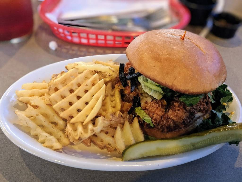 Pluckers Wing Bar | restaurant | 1400 Shepherd Dr, Houston, TX 77007, USA | 7138649464 OR +1 713-864-9464