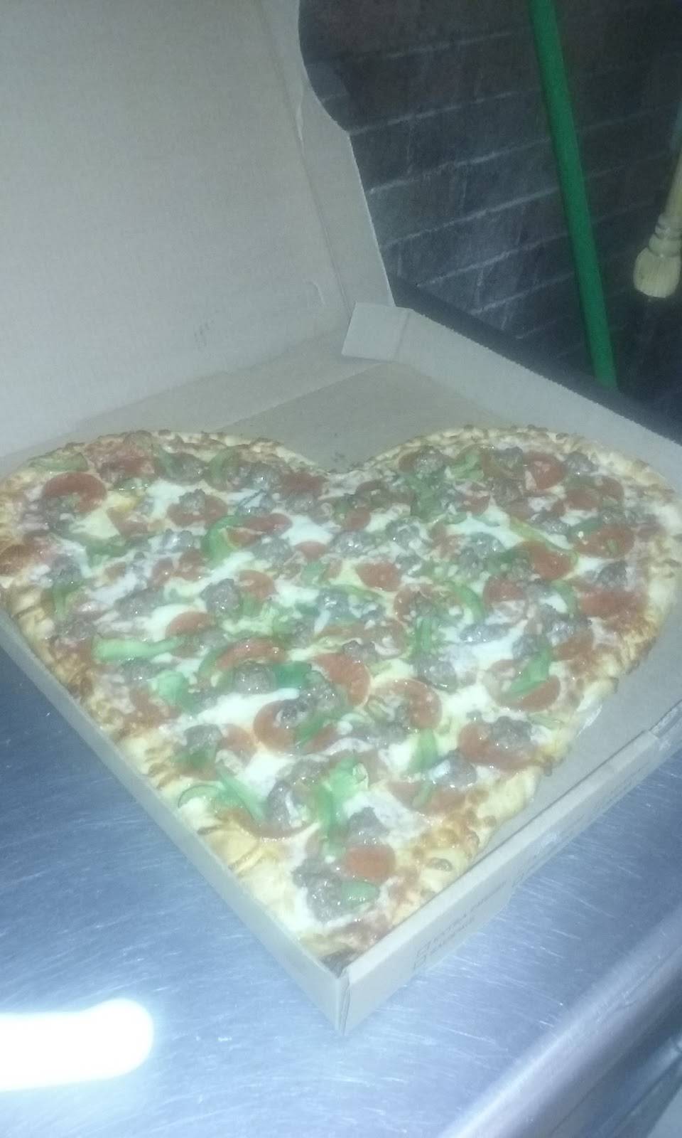 Italian Friendly Pizza-Grinder | restaurant | 274 Westfield Rd, Holyoke, MA 01040, USA | 4135331555 OR +1 413-533-1555