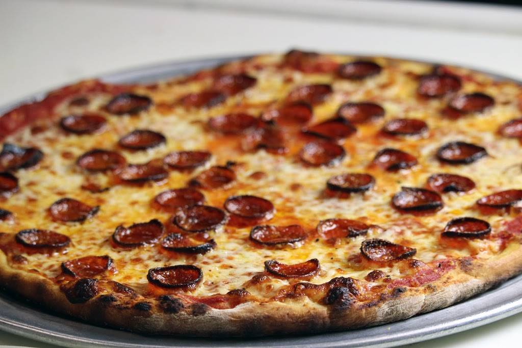 Domenics and Vinnies Pizza | restaurant | 868 Meriden-Waterbury Turnpike, Southington, CT 06489, USA | 8606219846 OR +1 860-621-9846