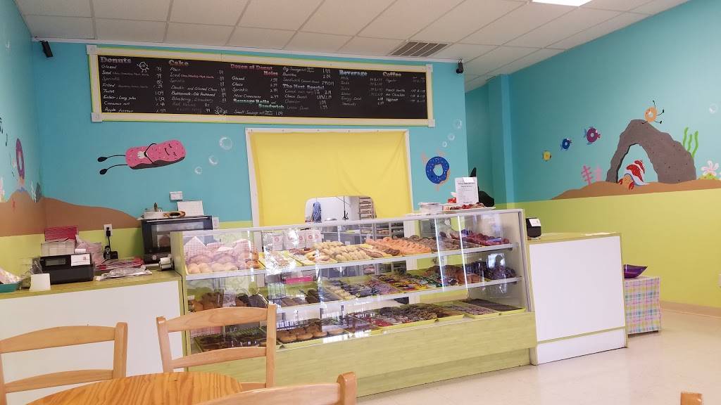 Donut Nest | bakery | 1201 NW 178th St, Edmond, OK 73012, USA | 2144496886 OR +1 214-449-6886