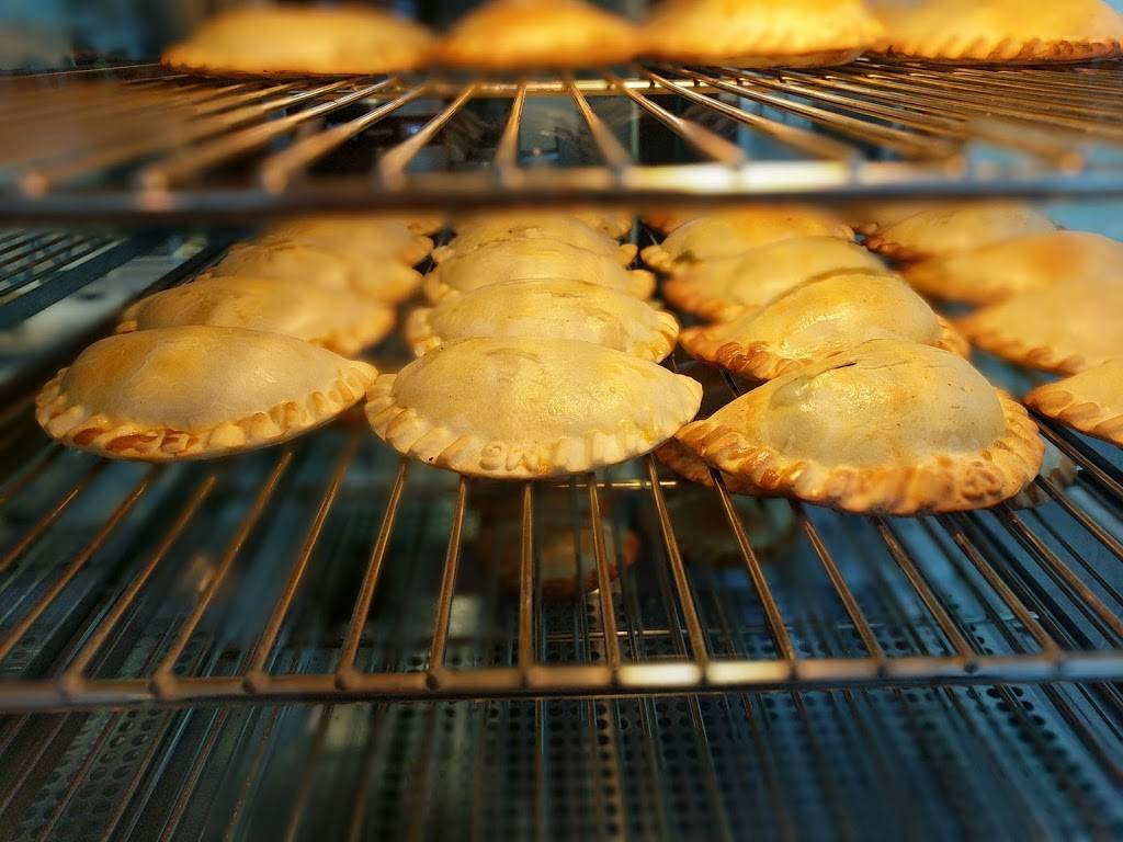 Paraná Empanadas | restaurant | 4545 La Jolla Village Dr Suite #9063, San Diego, CA 92122, USA | 8589003493 OR +1 858-900-3493