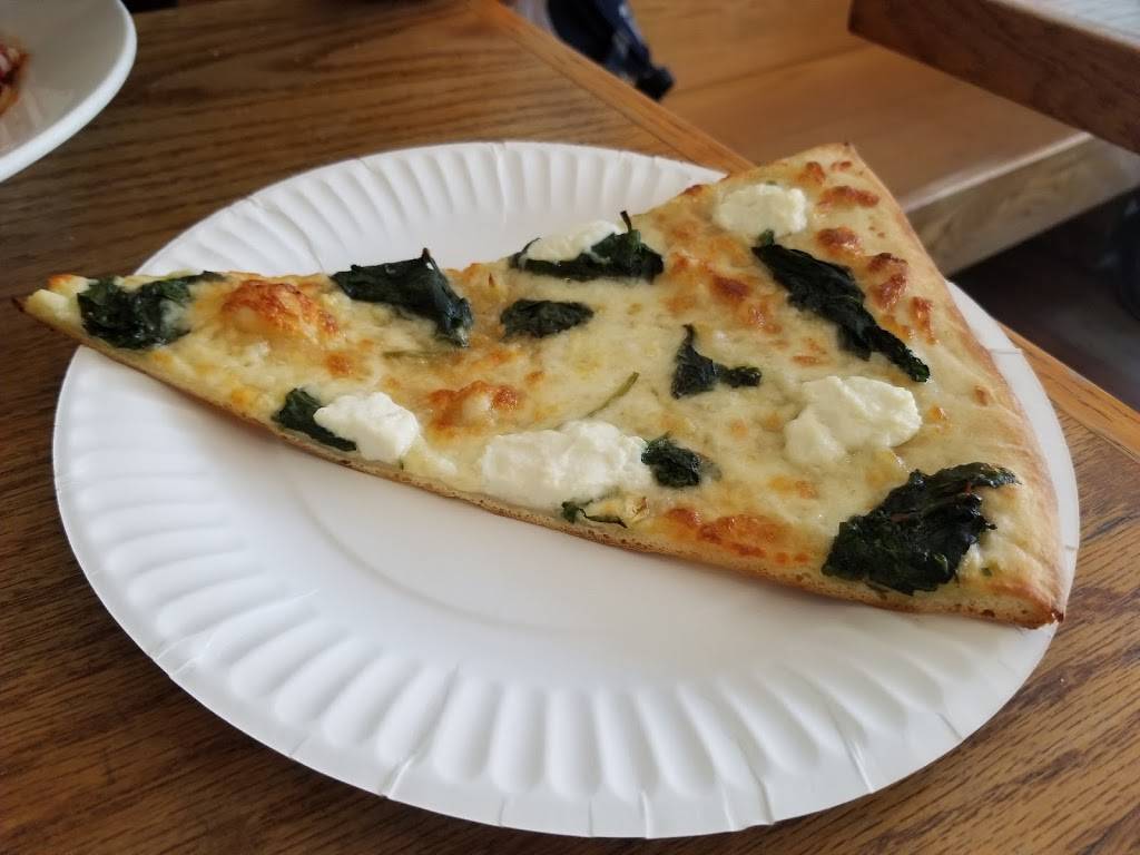 Santa Monica Pizza Kitchen | restaurant | 1318 Wilshire Blvd, Santa Monica, CA 90403, USA | 3103934554 OR +1 310-393-4554