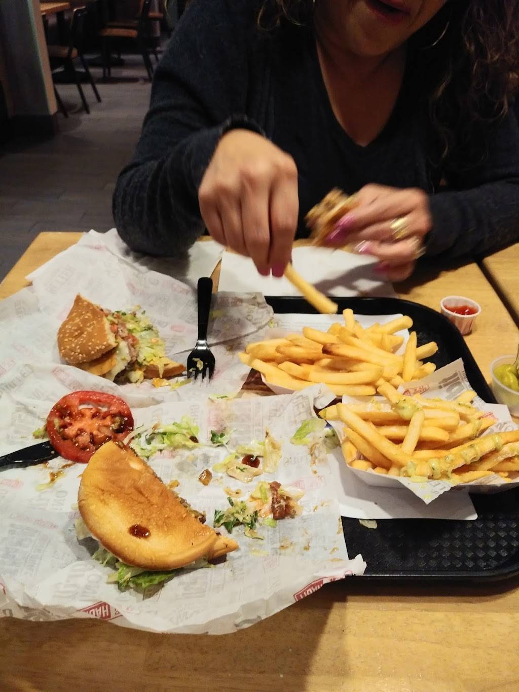 The Habit Burger Grill | restaurant | 4874 South Landing Way #110, Tucson, AZ 85714, USA | 5208895205 OR +1 520-889-5205