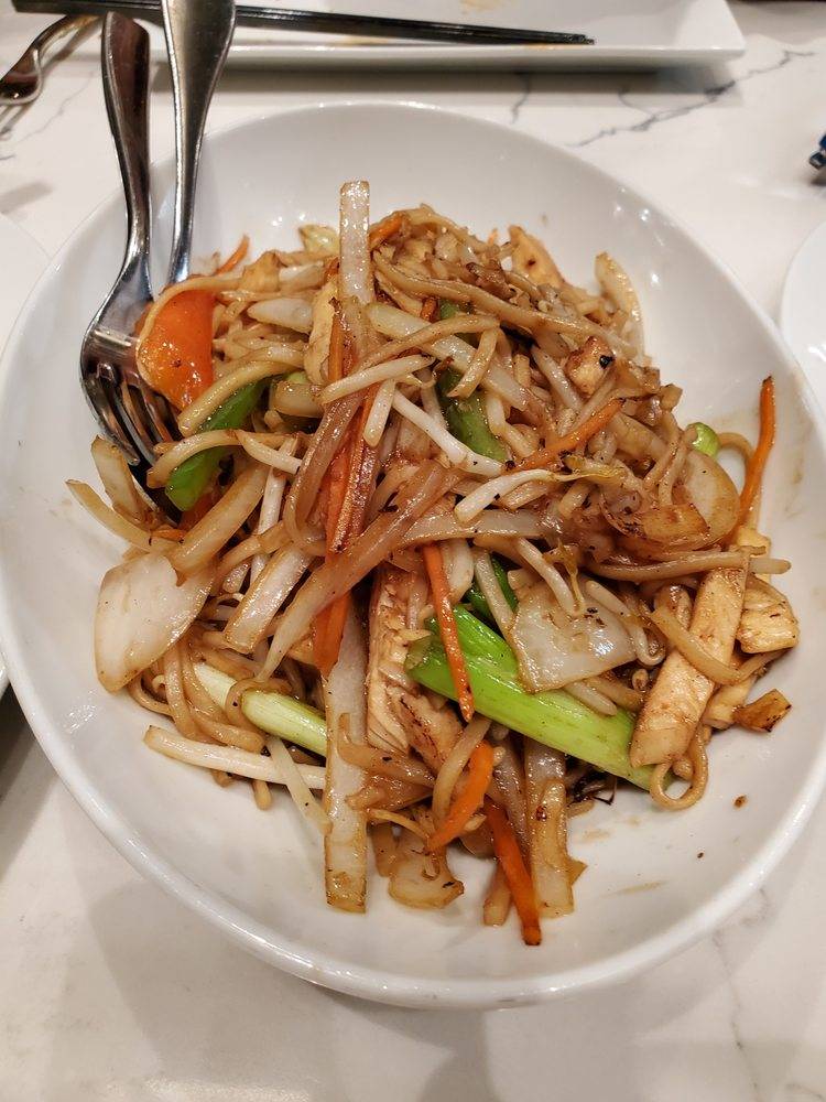 Jade Asian Kitchen & Noodles | restaurant | 221 N Rampart Blvd, Las Vegas, NV 89145, USA | 7028697900 OR +1 702-869-7900