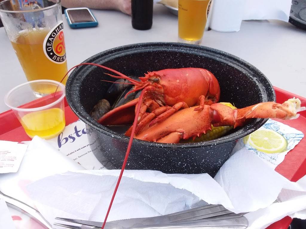 Fishermans Galley Restaurant | restaurant | 7 Newman St, Winter Harbor, ME 04693, USA | 2079635585 OR +1 207-963-5585