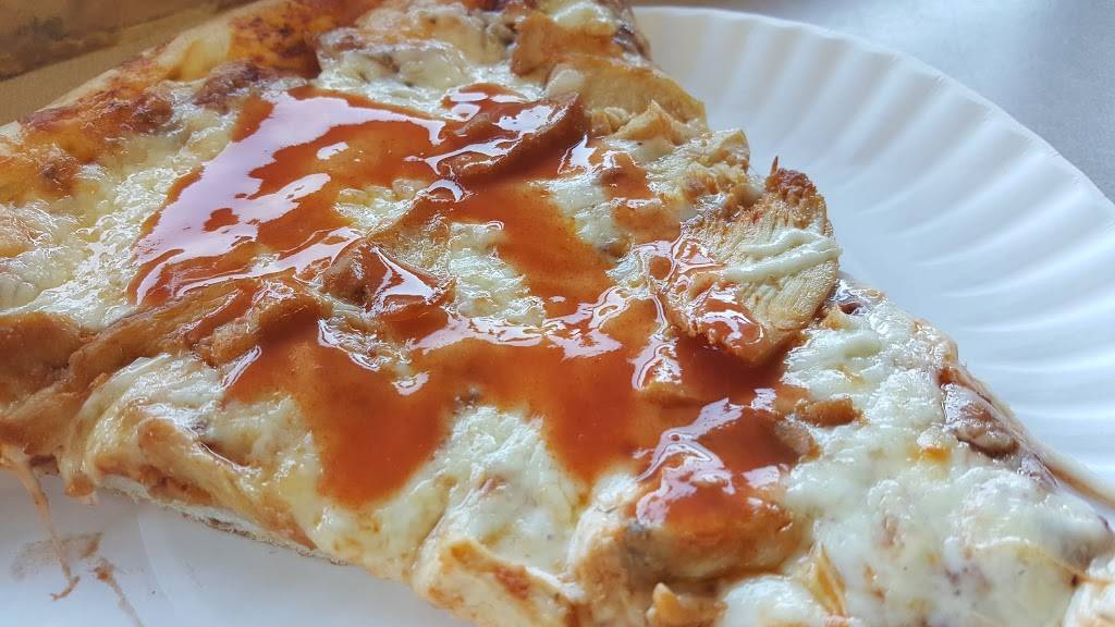 Barneys Pizza | meal delivery | 2843 Dumaurier Ave, Ottawa, ON K2B 7W3, Canada | 6135966666 OR +1 613-596-6666