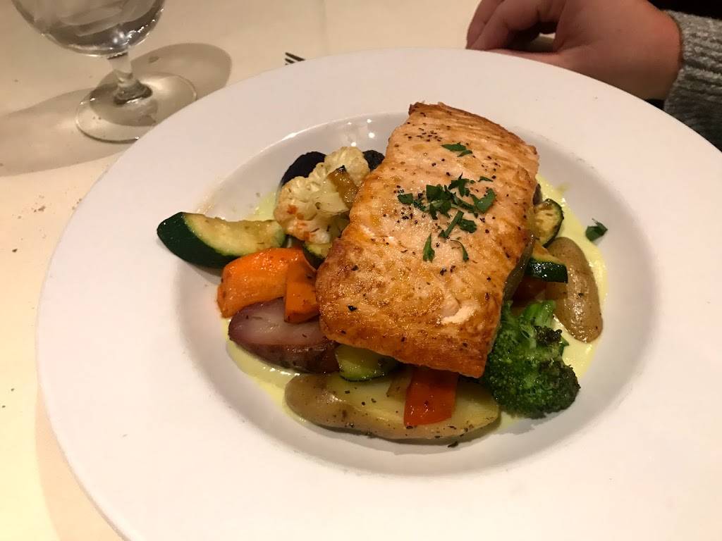 Harvest Restaurant | restaurant | 3003 N Thanksgiving Way, Lehi, UT 84043, USA | 8017684990 OR +1 801-768-4990