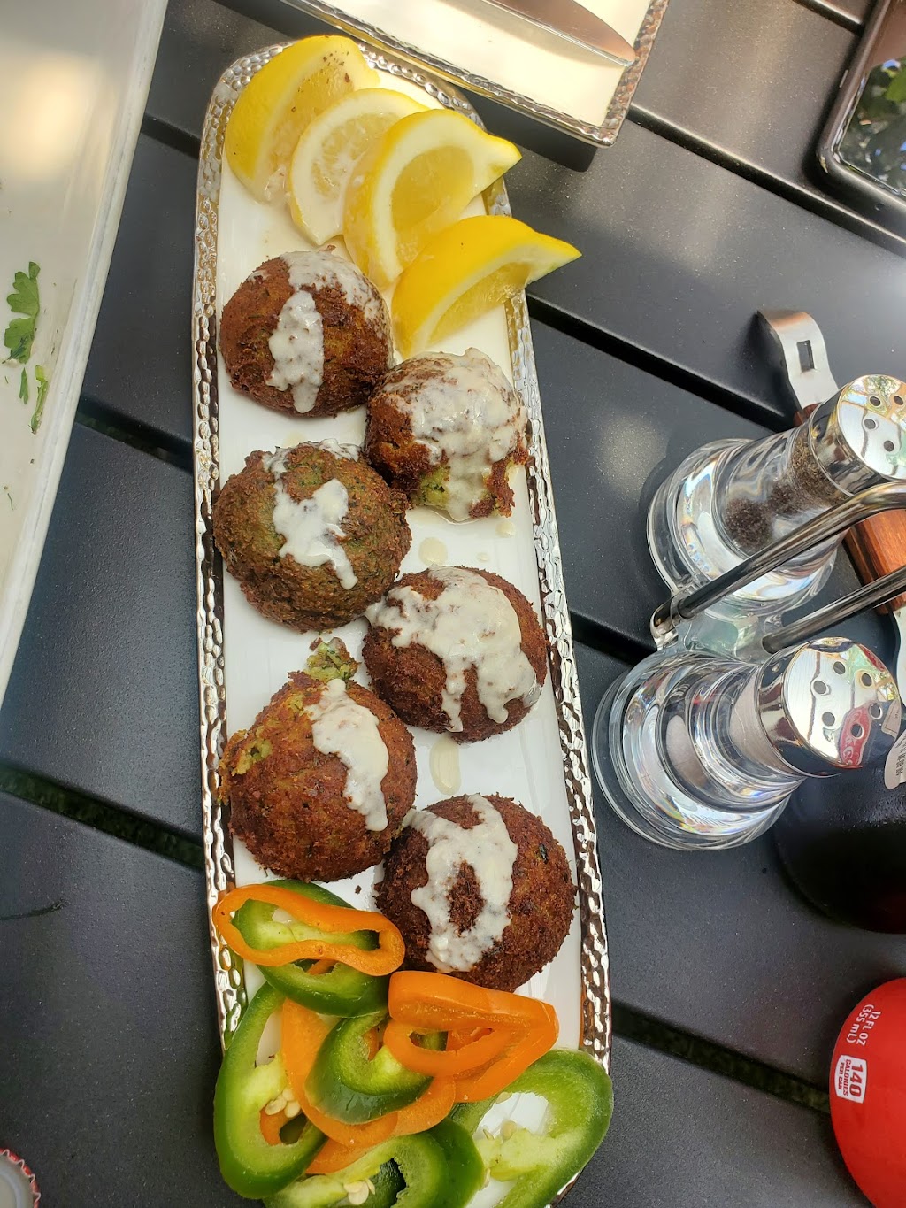 Villa Restaurant | restaurant | 7400 Foothill Blvd, Tujunga, CA 91042, USA | 8183525399 OR +1 818-352-5399