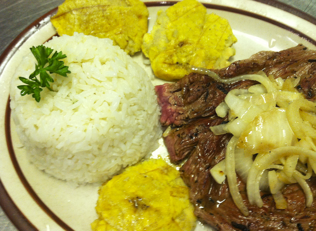 Numero Uno Cuban Restaurant | restaurant | 2499 S Orange Ave, Orlando, FL 32806, USA | 4078413840 OR +1 407-841-3840