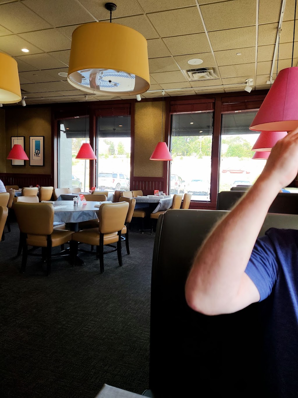 Ruby Tuesday | restaurant | 1008 Worley Dr, West Plains, MO 65775, USA | 4172551510 OR +1 417-255-1510